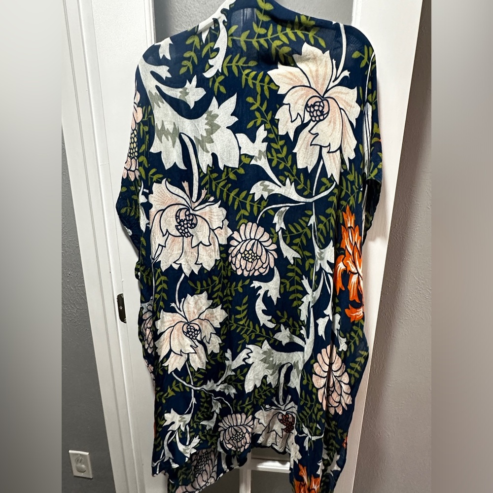 Janice Apparel- Floral and Leaves Kimono One Size - Picture 6 of 8